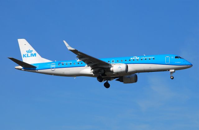 Embraer 170/175 (PH-EZK) - Taken from the threshold of 29L