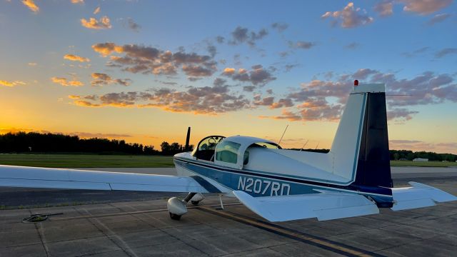 N207RD — - Sunset with the Grumman Cheetah at KIMS