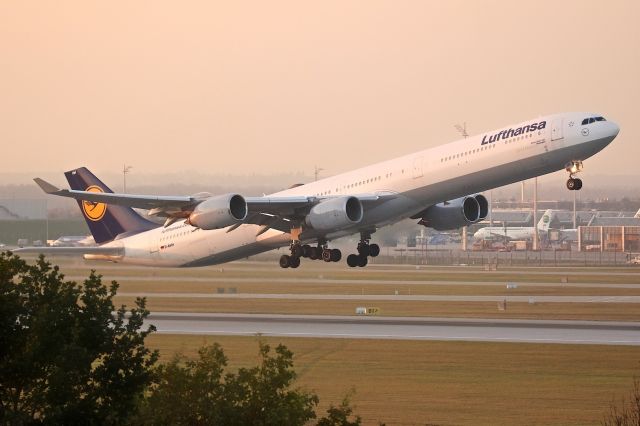 Airbus A340-600 (D-AIHH)