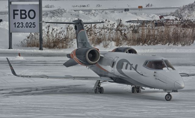 ORLICAN L-60 Brigadyr (N220MD) - Learjet 60 N220MD in CYHU.