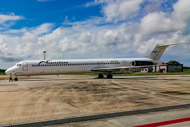 McDonnell Douglas MD-82 (YV-3475)
