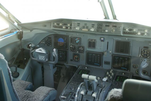 PH-OFE — - Inside Fokker 100