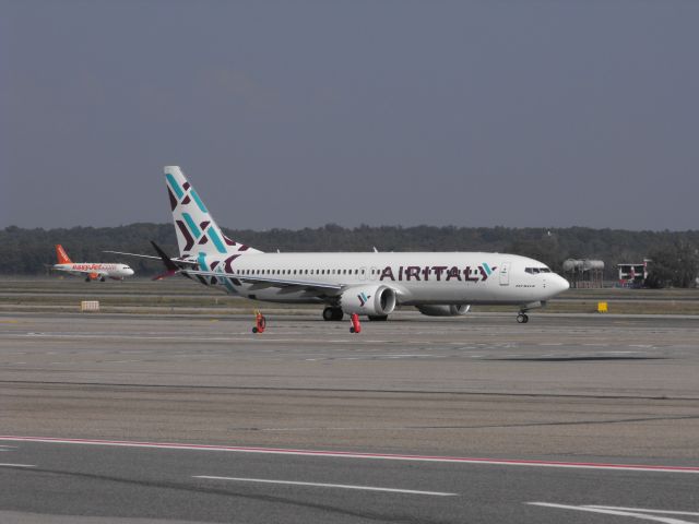 Boeing 737 MAX 8 (EI-GGK)