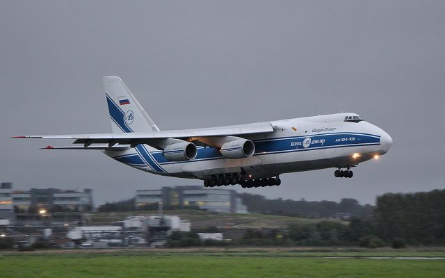 Antonov An-124 Ruslan (RA-82046) - volga-dnepr an-124-100 ra-82046 landing at shannon from halifax this evening 5/9/18.