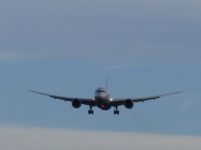 Boeing 787-8 (B-2727)