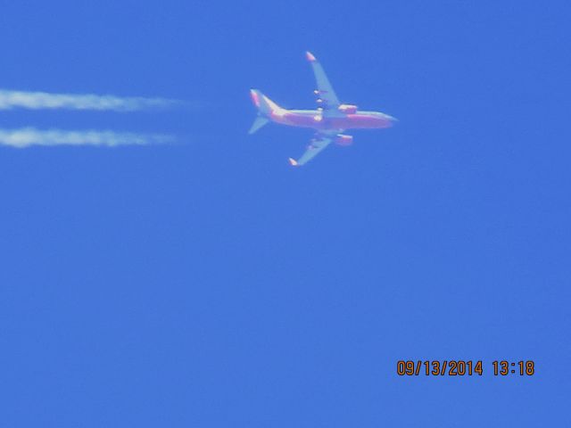 Boeing 737-700 (N281WN) - Southwest Airlines flight 2027 from PHX to SDF over Southeastern Ks at 39k feet.