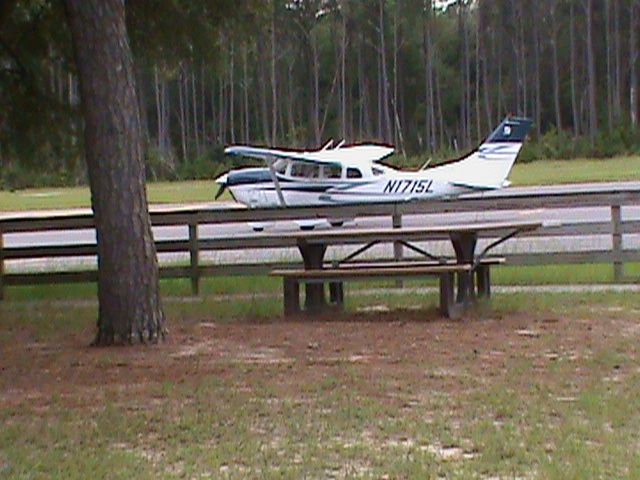 Cessna 206 Stationair (N1715L)