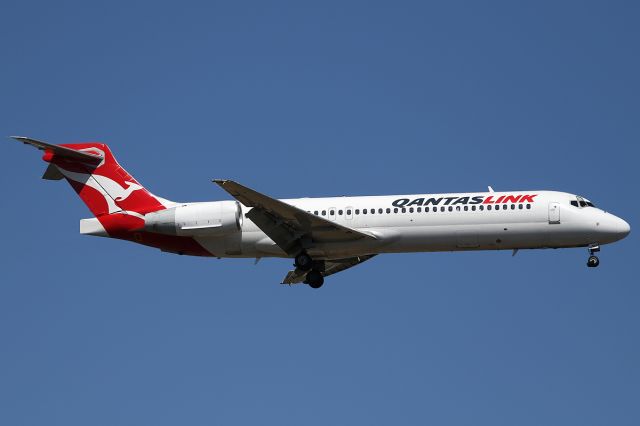 Fokker 100 (VH-NXG) - on 21 November 2017