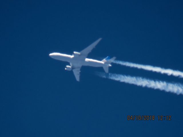 Boeing 777-200 (N78007)