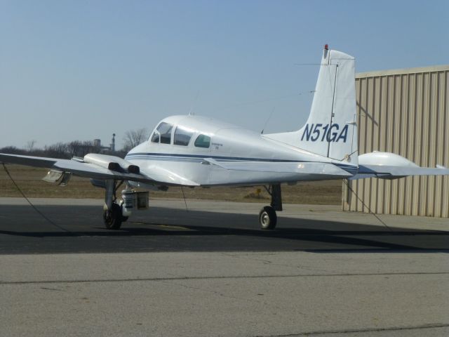 Cessna 310 (N51GA)