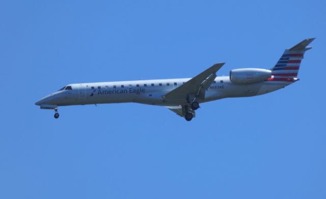 Embraer ERJ-145 (N683AE) - Shown here on approach is an American Airlines Eagle Embraer ERJ-145 in the Summer of 2018.