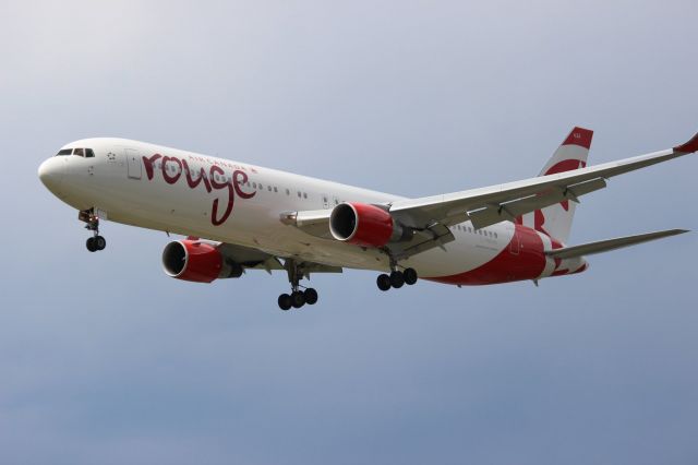 BOEING 767-300 (C-FMWV) - Sporting Rouge colours and winglets...