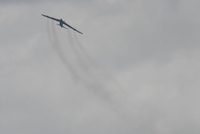 Boeing B-52 Stratofortress —