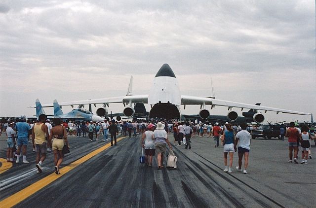 Antonov An-225 Mriya (CCCP82060) - AN-225 open up for everybody to see at an Air Power Air Show.