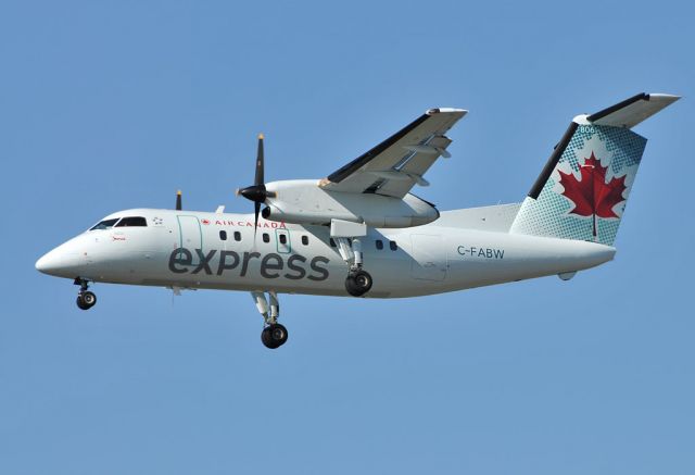 de Havilland Dash 8-100 (C-FABW)