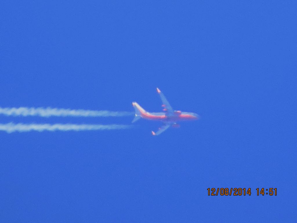 Boeing 737-700 (N235WN) - Southwest Airlines flight 805 from PHX to CLE over Southeastern Kansas at 39,000 feet.