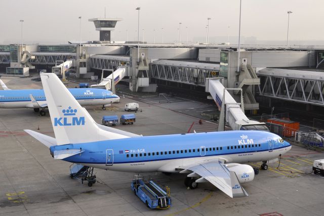 Boeing 737-700 (PH-BGR) - KLM Boeing 737-7K2(WL) PH-BGR Zwarte Wouw in Amsterdam 