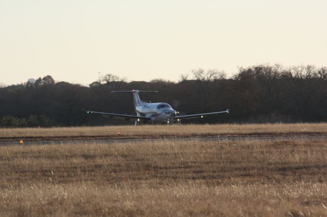 Pilatus PC-12 (N869TW)