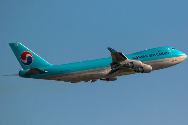 Boeing 747-400 (HL7449)