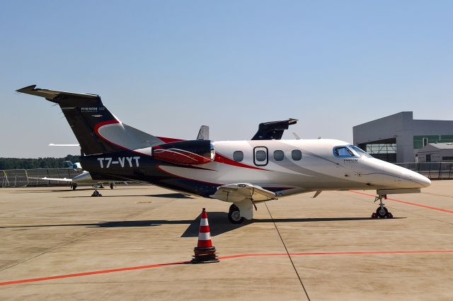 Embraer Phenom 100 (T7-VYP)