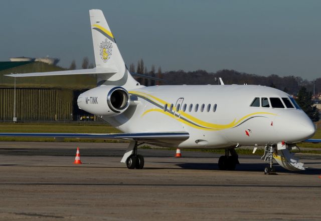 Dassault Falcon 2000 (M-TINK)