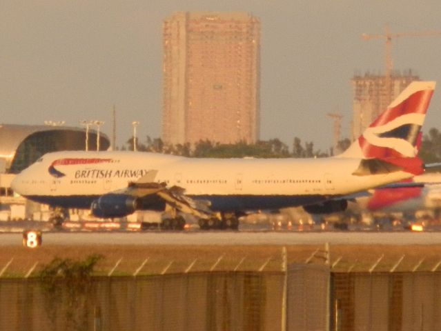 Boeing 747-400 (G-CIVJ)