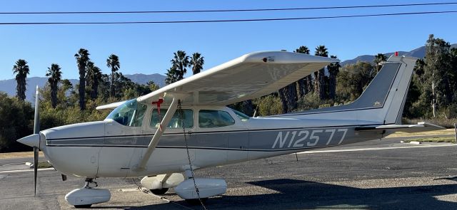 Cessna Skyhawk (N12577)