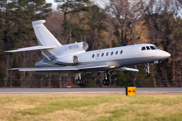 Dassault Falcon 50 (N37ER) - Canary Acquisitions LLC 1981Dassult-Breguet Falcon 50 N37ER from Hollywood Int'l (KFLL) landing RWY 23.