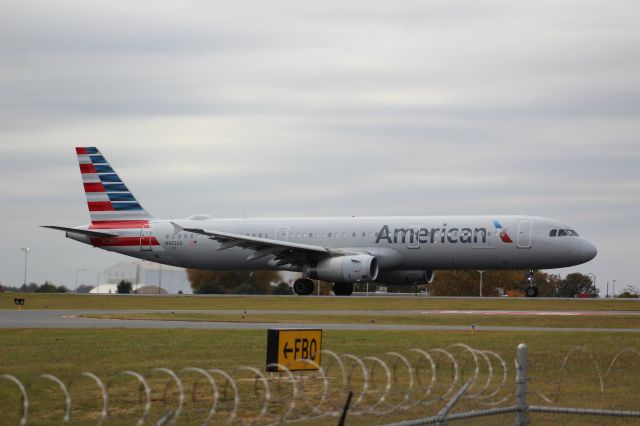 Airbus A321 (N923US)