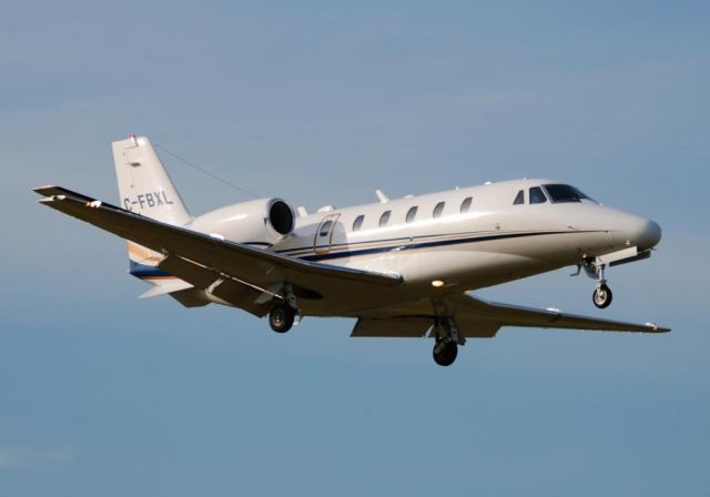 Cessna Citation Excel/XLS (C-FBXL) - AirSprint 'Canadian Fractional' C-FBXL Citation 560XL call sign ASP298, landing runway 15 Buttonville (Toronto) June 20/2013