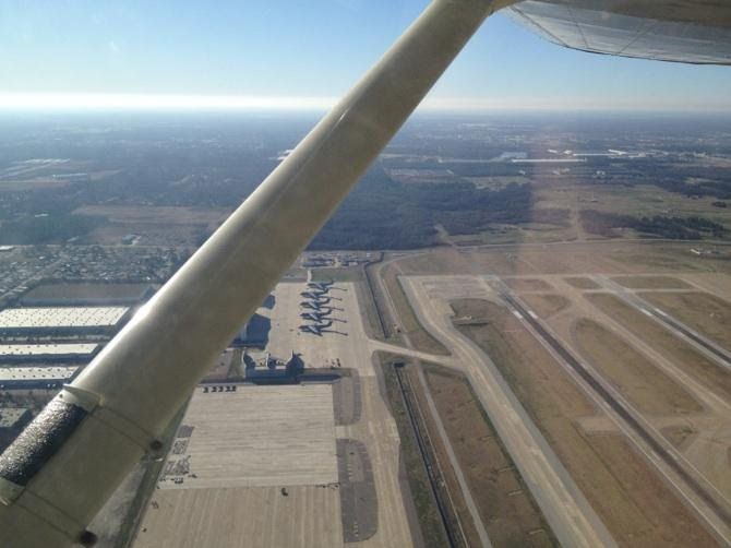 Cessna Commuter (N6109G) - Flying back over KMEM headed back to KOLV where 09G is based