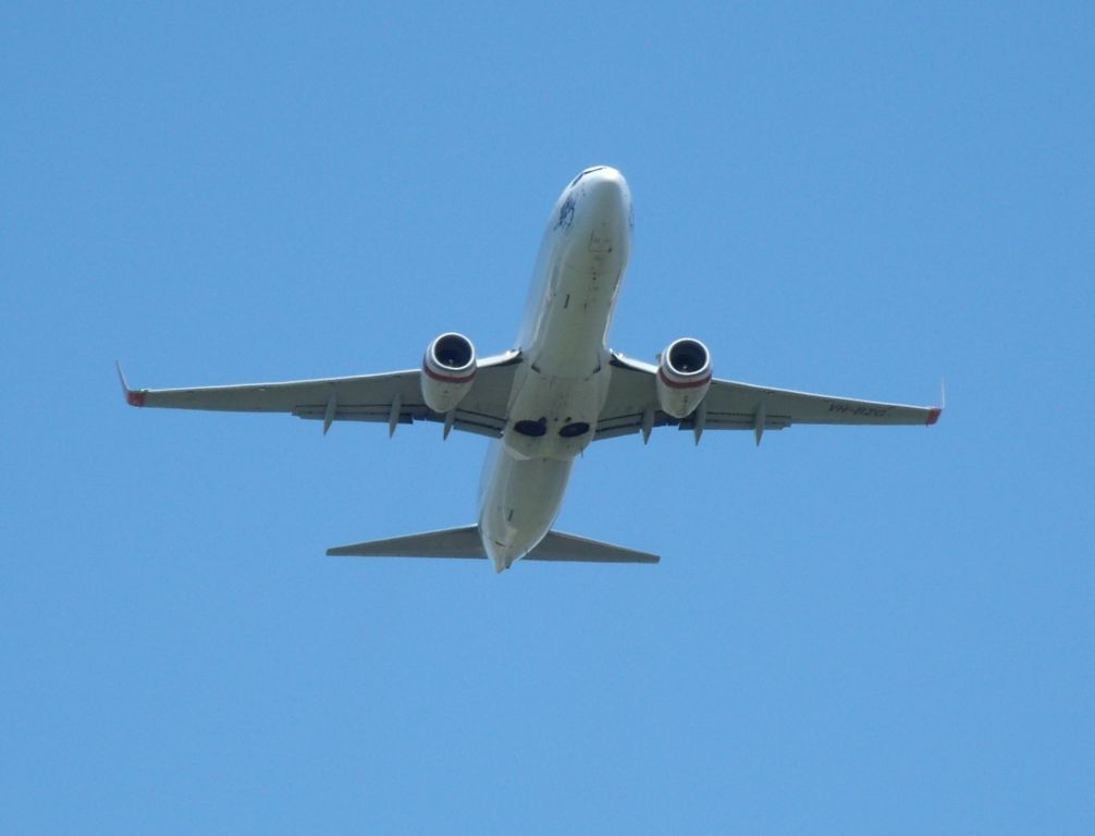 Boeing 737-800 (VH-BZG)