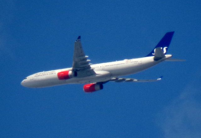 Airbus A330-300 (LN-RKO) - Was diverted to ORF last month due to storms at IAD