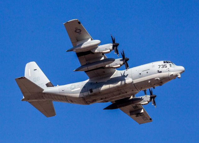 Lockheed C-130 Hercules (00-5375) - Spotted at KPHX on December 12, 2020br /40th street and University