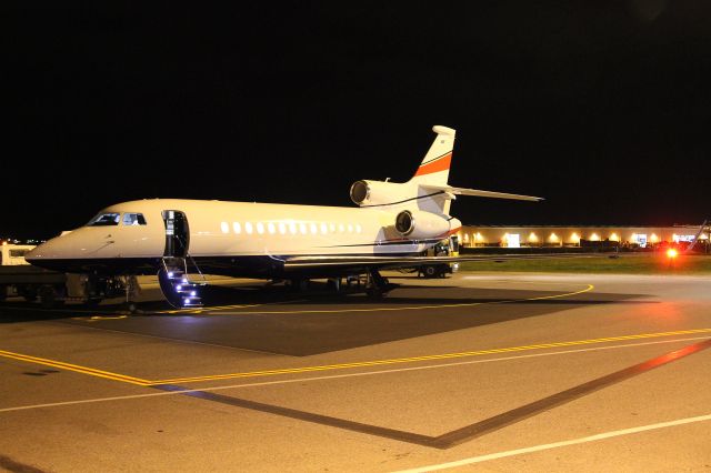 Dassault Falcon 7X (VH-MQK) - The only Falcon 7X based in Australia, seen making a quick evenng visit to Adelaide.