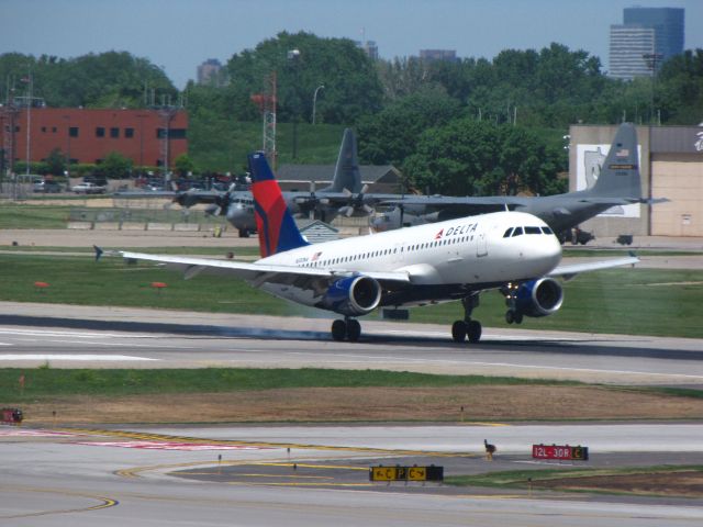 Airbus A320 (N350NA)