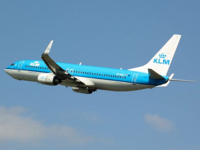 Boeing 737-800 (PH-BXC)