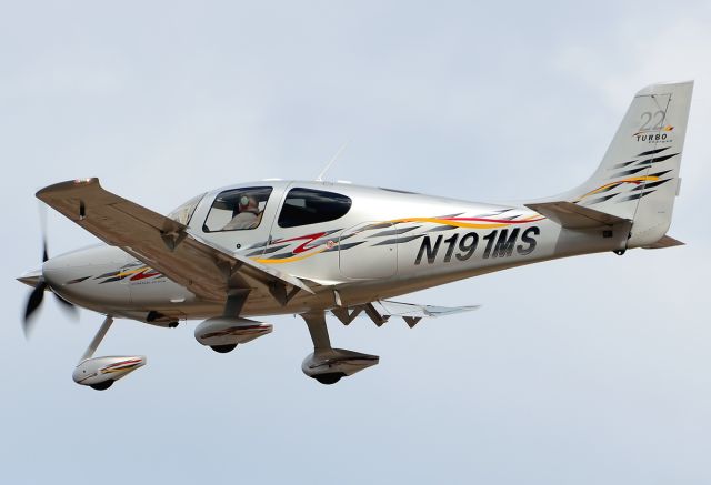 Cirrus SR-22 (N191MS)