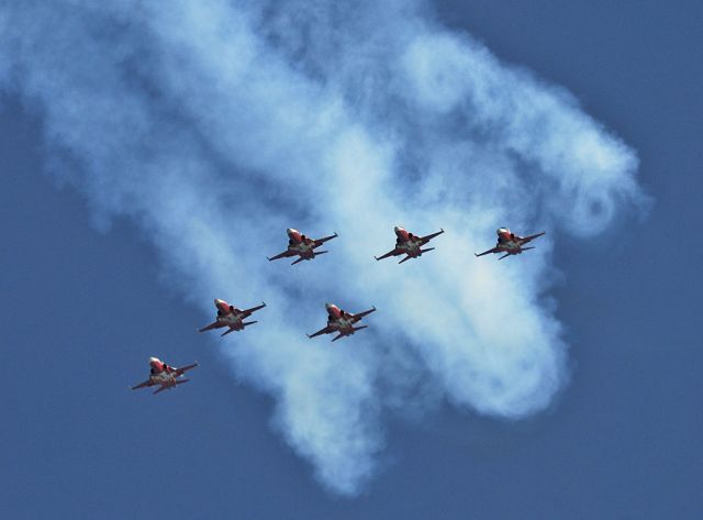 — — - Patrouille Suisse at ILA 2010 Berlin