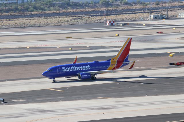 Boeing 737-700 (N796SW)