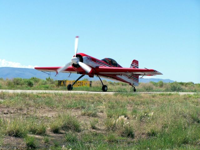 SUKHOI Su-26 (N26DN)