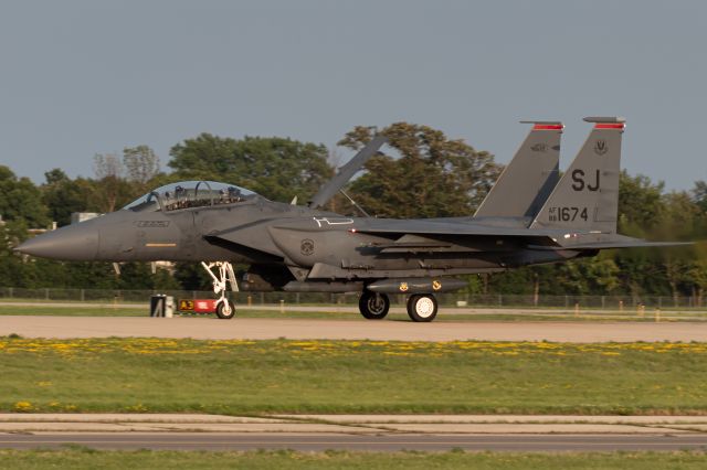 McDonnell Douglas F-15 Eagle (88-1674) - One of the 333rd Fighter Squadron’s F-15E Eagles arrives at EAA Airventure 2019.