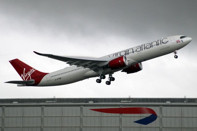 Airbus A330-900 (G-VTOM) - Airborne off rwy 27L on 27-Nov-22 operating flight VIR129 to KTPA.