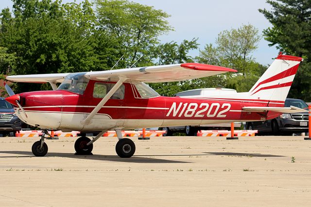 Cessna Commuter (N18202)