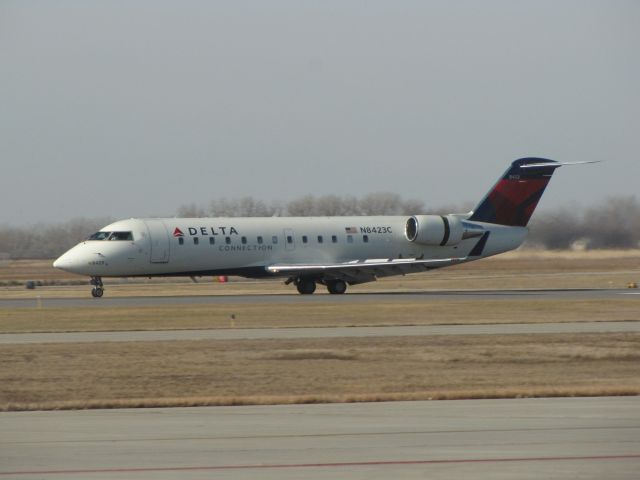 Canadair Regional Jet CRJ-200 (N8423C)