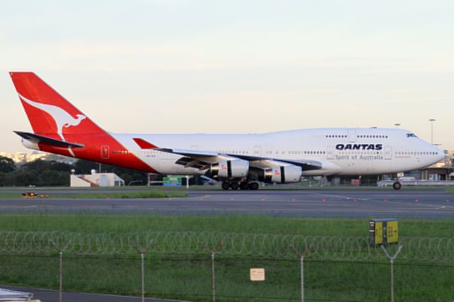 Boeing 747-400 (VH-OJI)