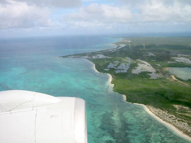 Boeing 757-200 (N172AJ) - LANDING.