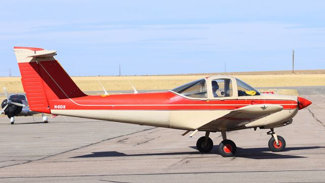 Piper Tomahawk (N41DR)