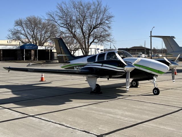 Beechcraft 56 Turbo Baron (N789BW)