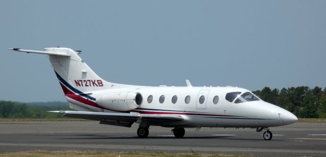 Beechcraft Beechjet (N727KB) - Taxiing for departure is this 1999 Hawker Beechcraft Beechjet 400XP in the Spring of 2023.